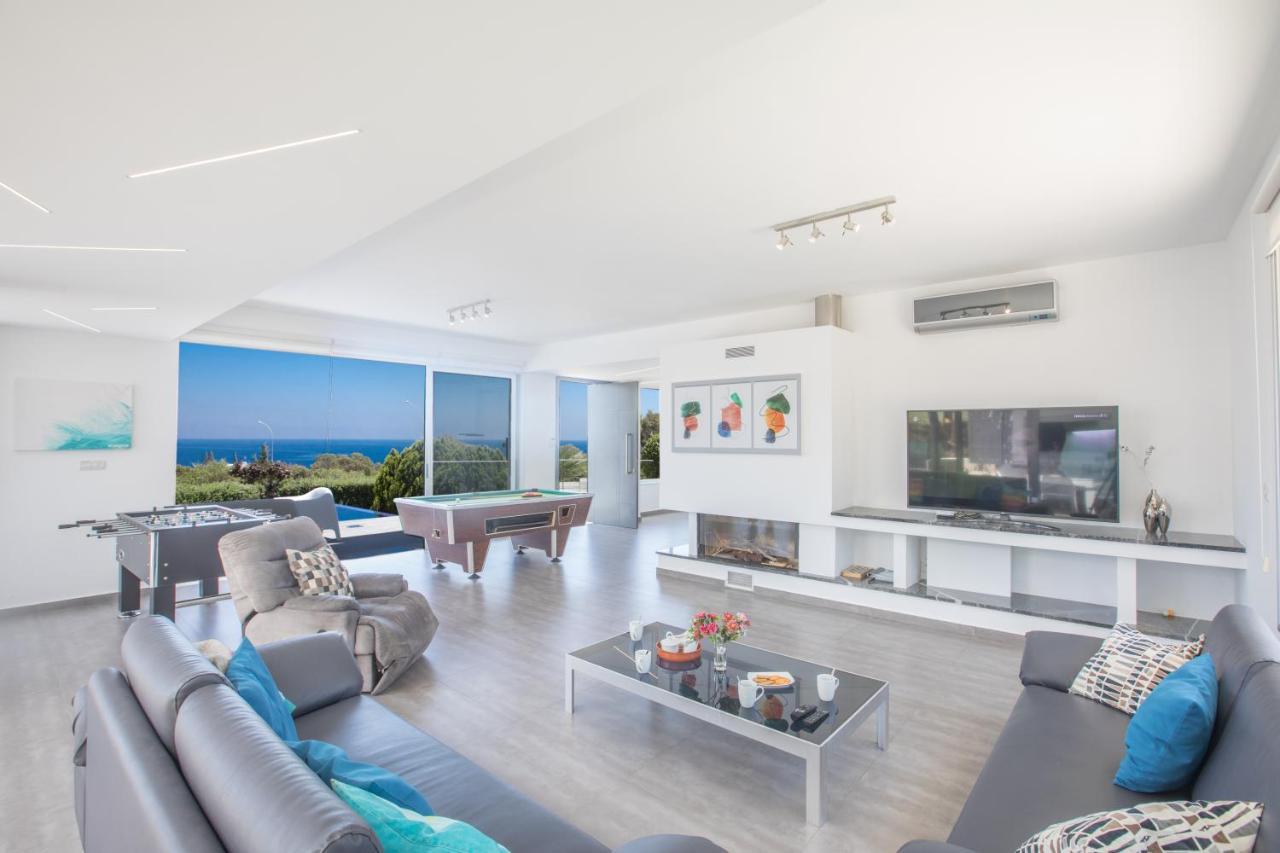 פרוטאראס Chloe Luxury Villas מראה חיצוני תמונה