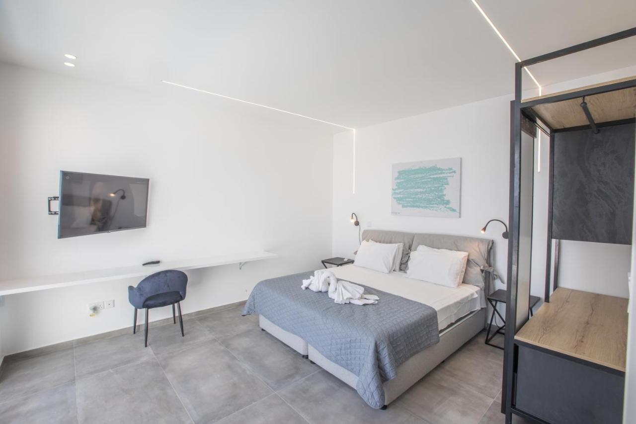 פרוטאראס Chloe Luxury Villas מראה חיצוני תמונה