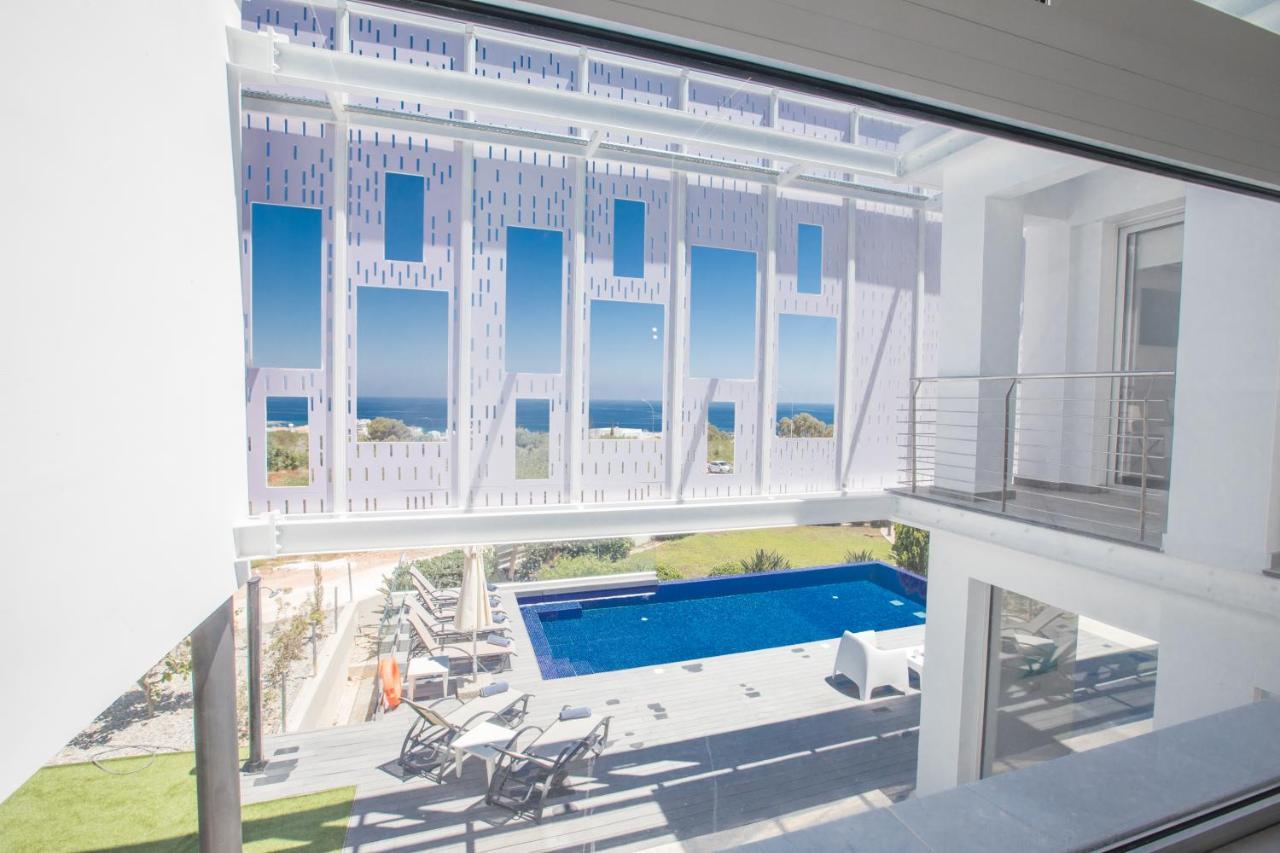 פרוטאראס Chloe Luxury Villas מראה חיצוני תמונה