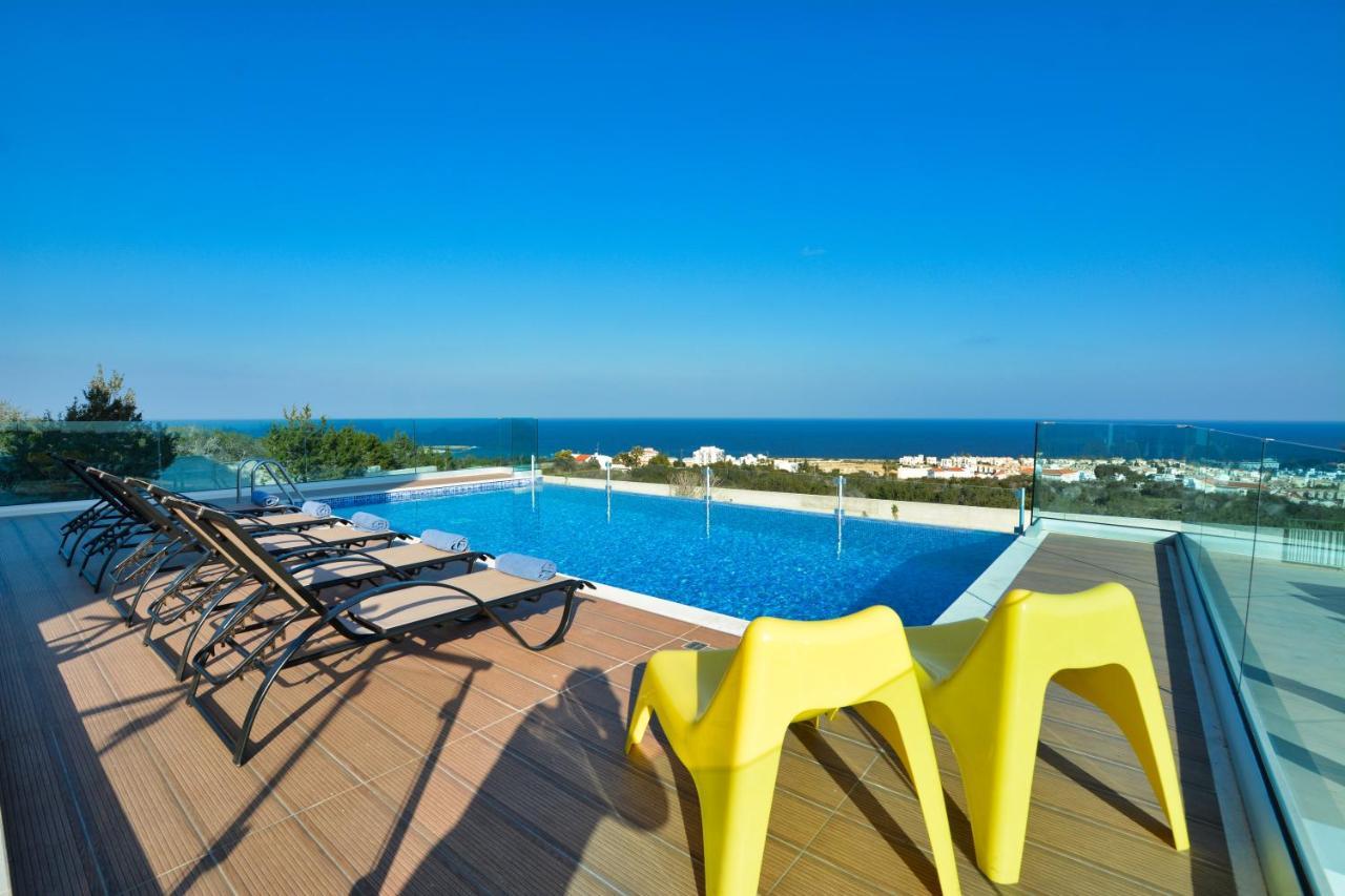 פרוטאראס Chloe Luxury Villas מראה חיצוני תמונה
