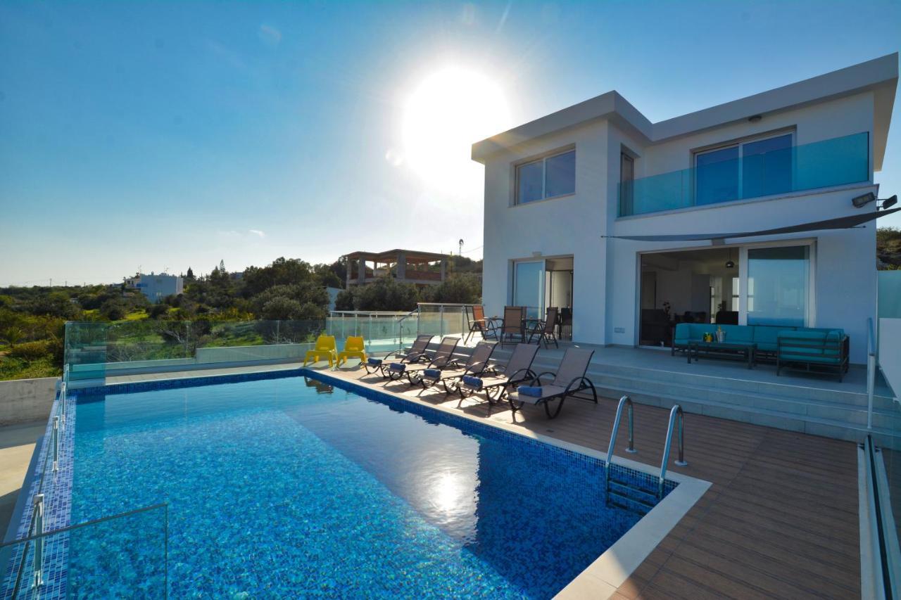 פרוטאראס Chloe Luxury Villas מראה חיצוני תמונה